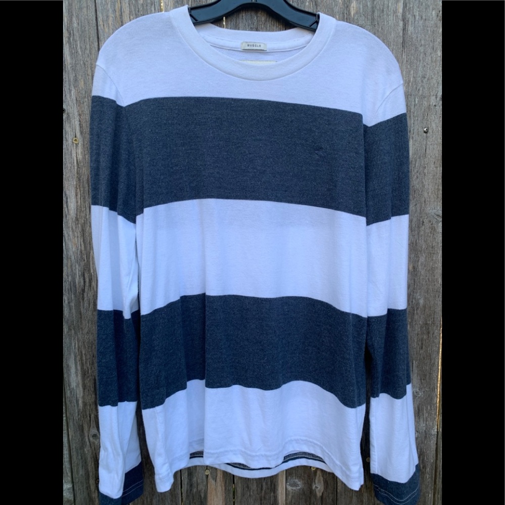 Abercrombie & Fitch Men’s long sleeve